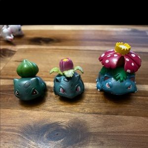100% authentic tomy pokemon figures from 90s